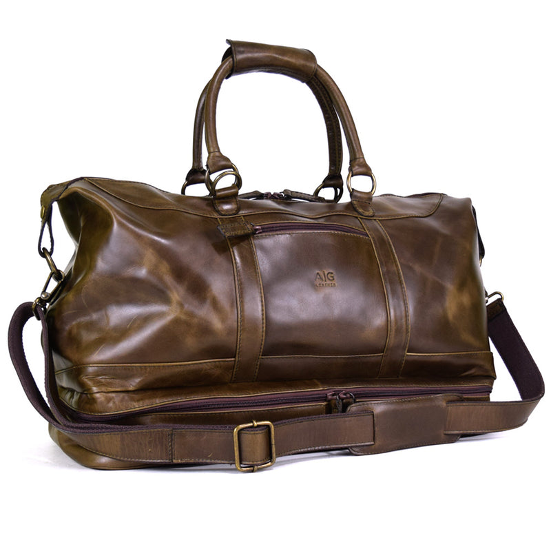 Travel Bag with shoe compartment in Chocolate color Leather - Professional Players Favorite Weekender
